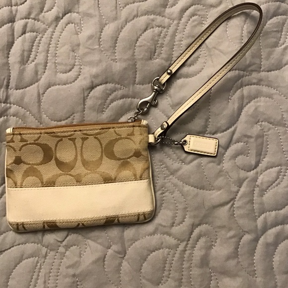 Coach Mini Wristlet Beige/ Cream NWOT - Picture 1 of 6